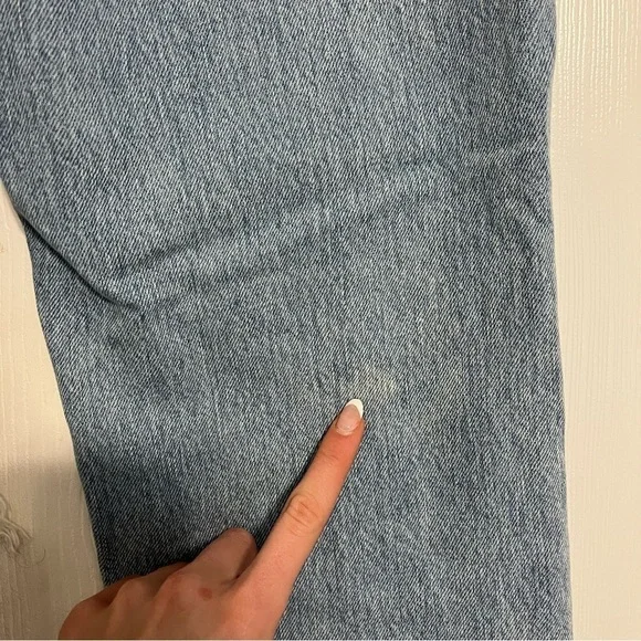 Urban Outfitters BDG High-Waisted Slim Straight Jean – Ripped Light Wash - Picture 9 of 9